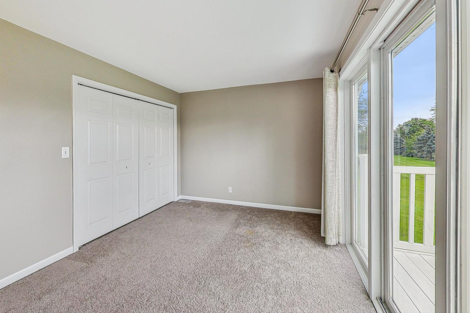 2413 Falcon Lane Spring Grove, IL 60081 - Photo 35 of 54 Gallery Image 35
