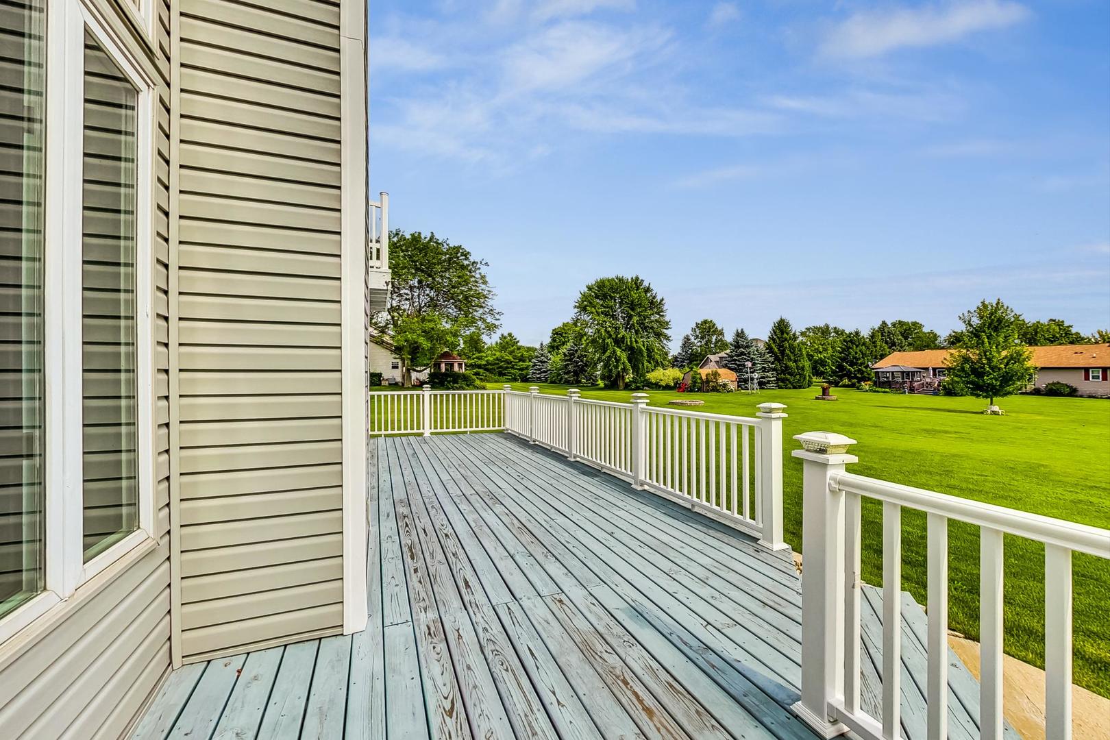 2413 Falcon Lane Spring Grove, IL 60081 - Photo 43 of 54 Gallery Image 43