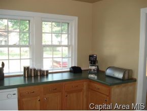 1501 West Jackson Street Springfield, IL 62704 - Photo 8 of 10 Gallery Image 8