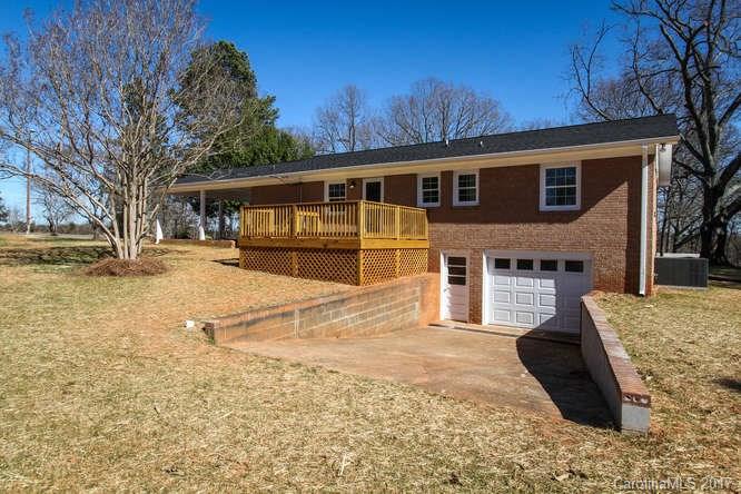 6033 Vinewood Road Davidson, NC 28036 - Photo 18 of 24 Gallery Image 18
