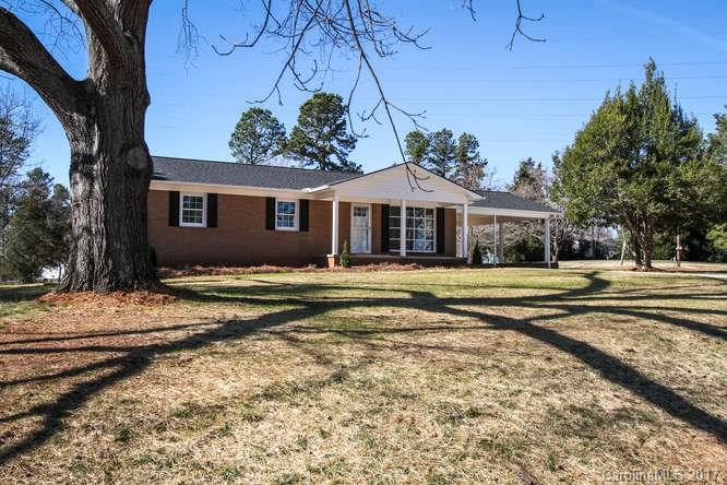 6033 Vinewood Road Davidson, NC 28036 - Photo 21 of 24 Gallery Image 21
