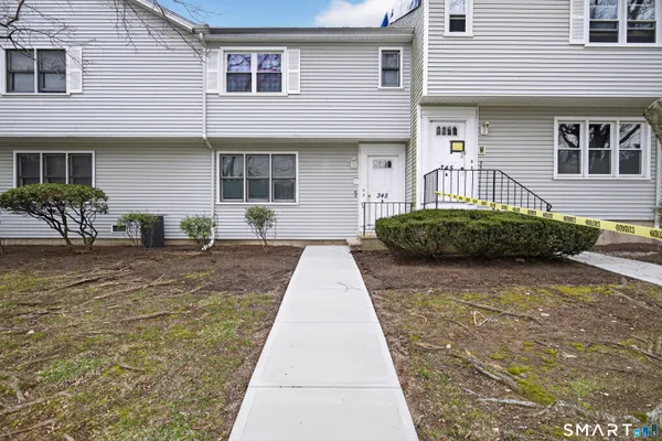 $199,950 | 345 Glendale Avenue, Unit A2, Bridgeport, CT 06606