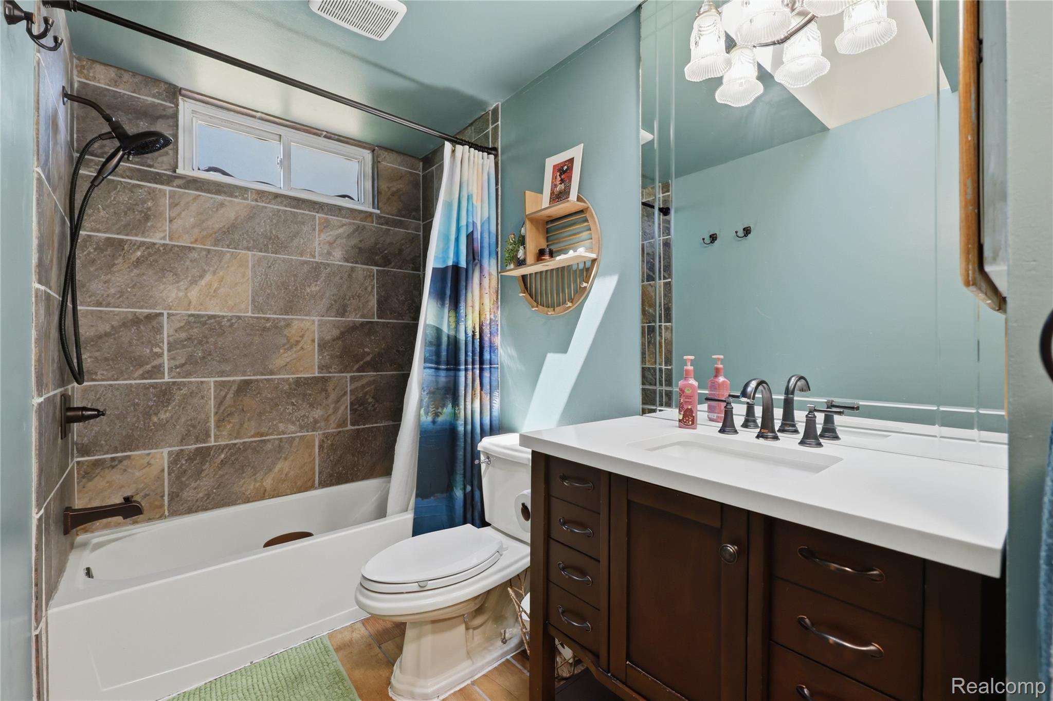5069 Warmbriar Road White Lake, MI 48383 - Photo 21 of 36 warmbriar-18.jpg