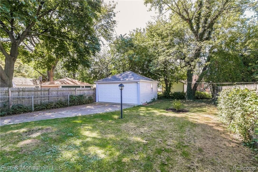 3867 Harvard Road Detroit, MI 48224 - Photo 33 of 40 032-Exterior-4849806-large.jpg