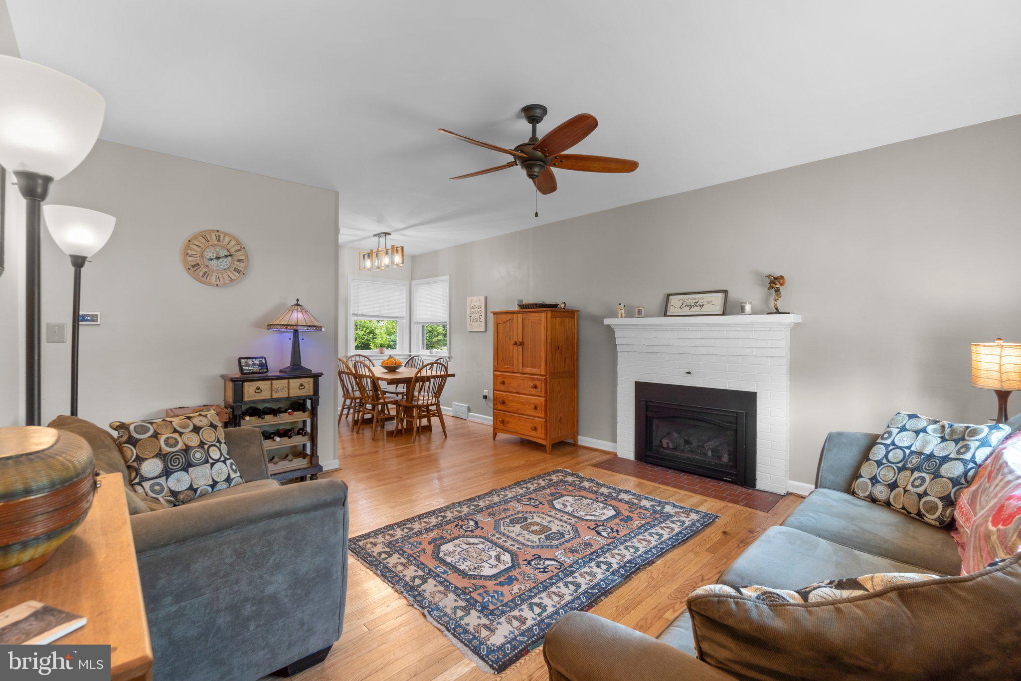 607 Grant Place Frederick, MD 21702 - Photo 4 of 40