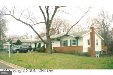 807 West Poplar Road Sterling, VA 20164 - Photo 1 of 1 Exterior (Main)