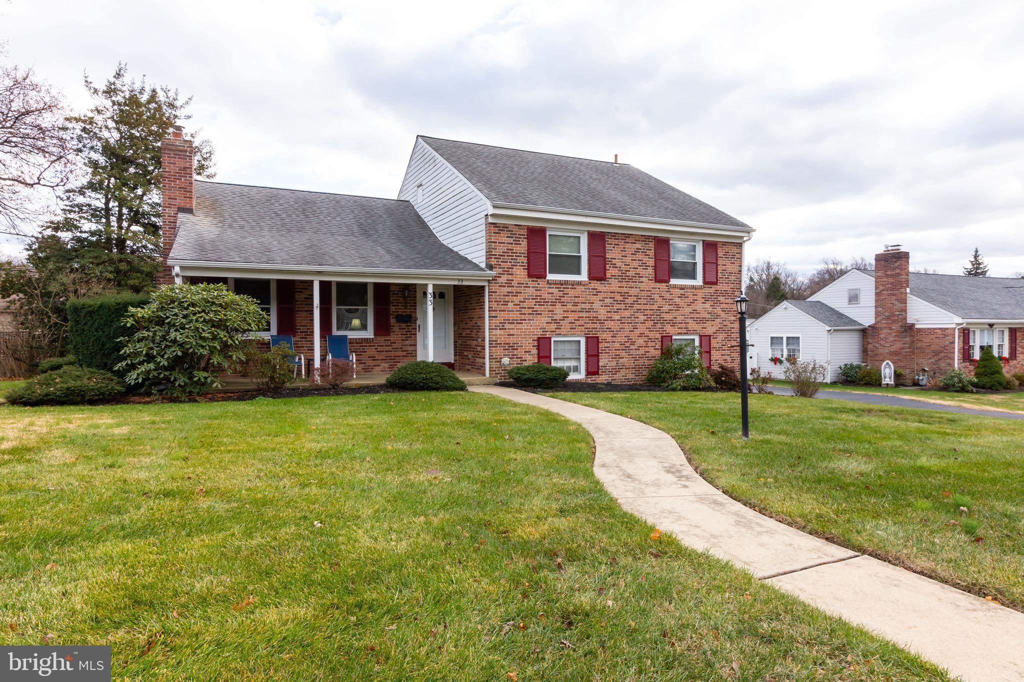 33 Server Lane Springfield, PA 19064 - Photo 3 of 40