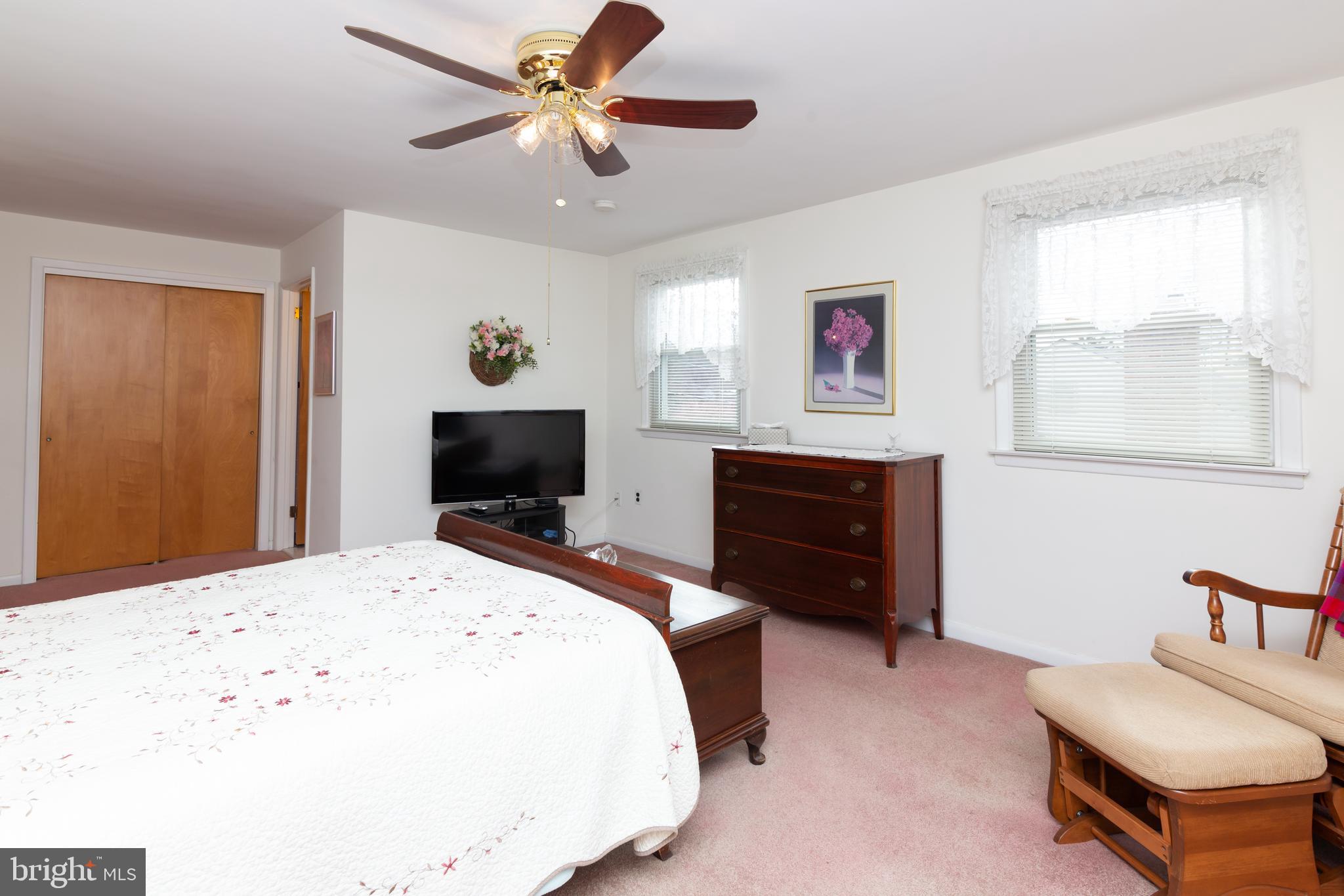 33 Server Lane Springfield, PA 19064 - Photo 23 of 40