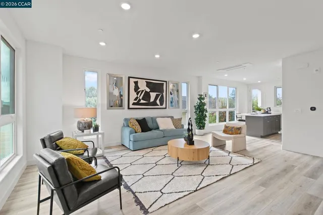 $810,000 | 27277-27277 Cosmo Court, Hayward, CA 94544