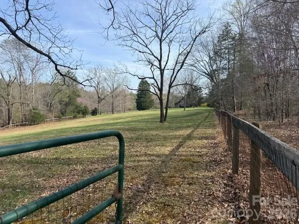 $285,000 | 0 Coxe Road, Unit LOT 1, Tryon, NC 28782