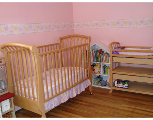 11 Coolidge Road Peabody, MA 01960 - Photo 8 of 12 Gallery Image 8
