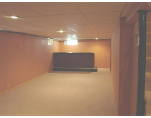 11 Coolidge Road Peabody, MA 01960 - Photo 10 of 12 Gallery Image 10