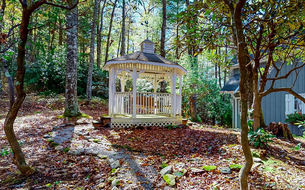159 Hidden Springs Road Highlands, NC 28741 - Photo 38 of 40 Gallery Image 38