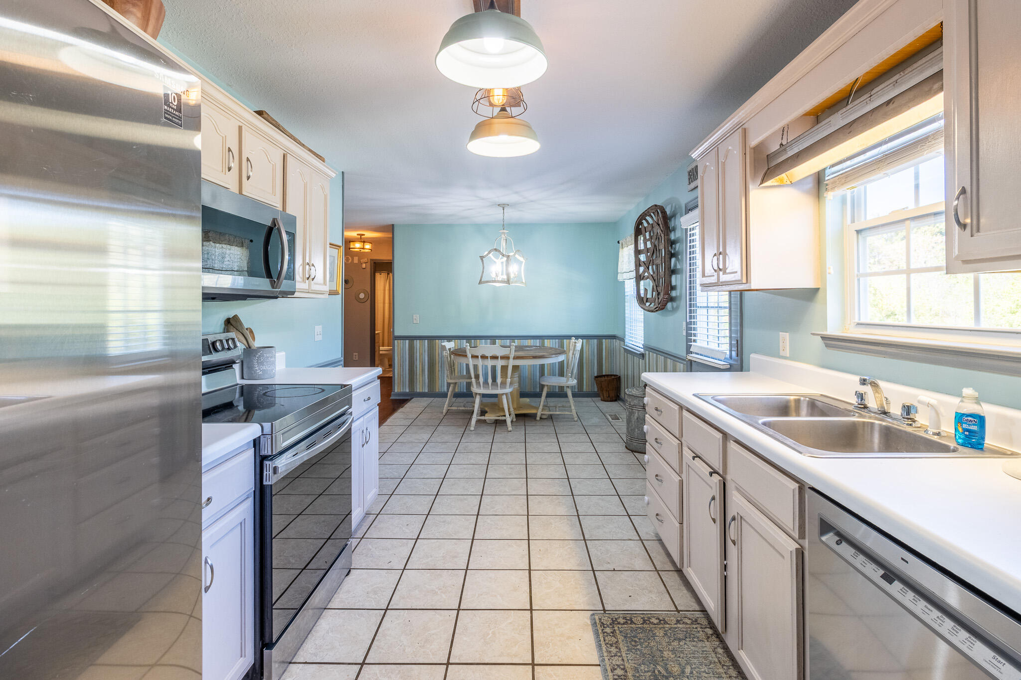 200 Cattail Drive Rock Spring, GA 30739 - Photo 7 of 38 _MG_8428-HDR