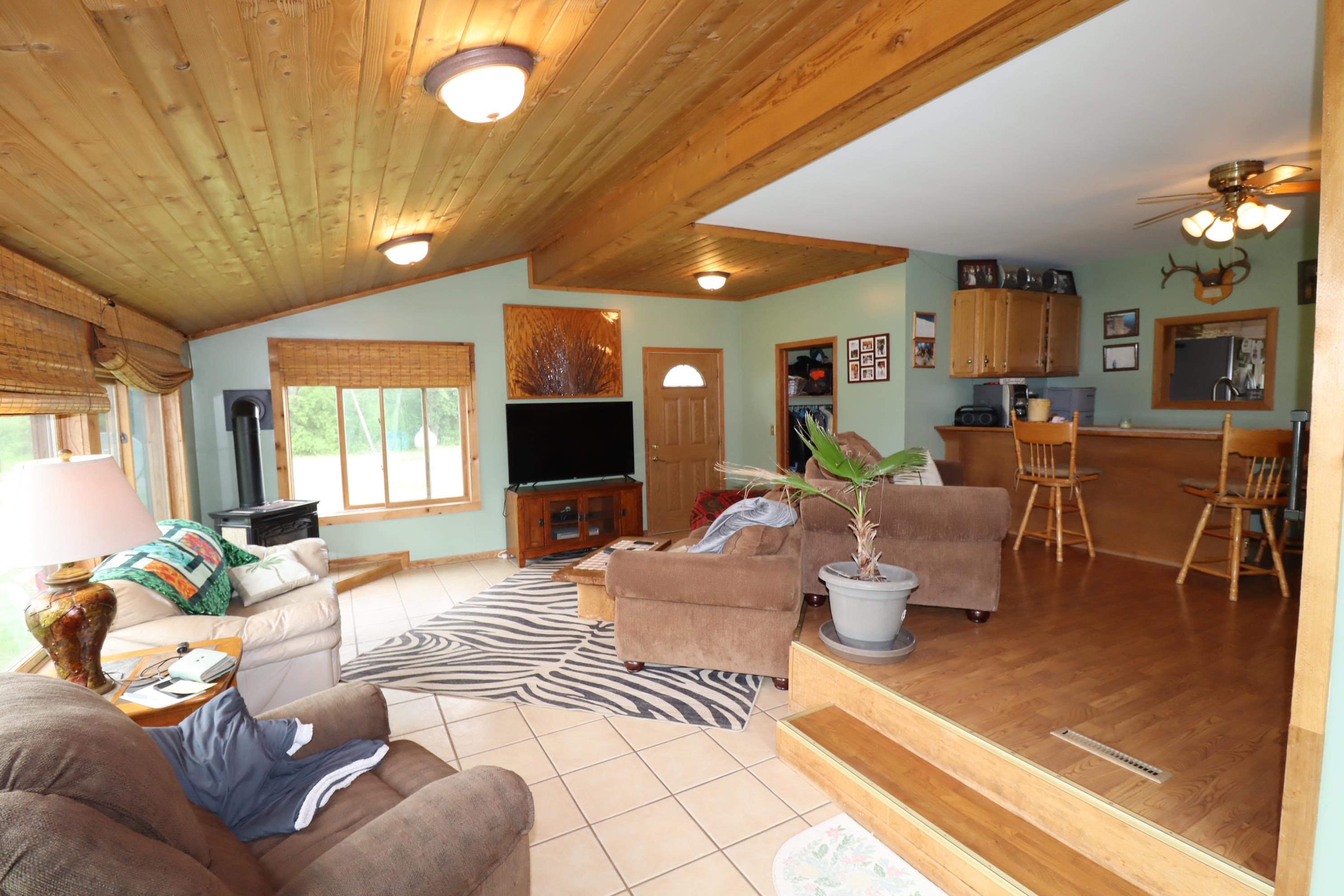 49940 Beaser Road Ashland, WI 54806 - Photo 11 of 50 Bright Living Space