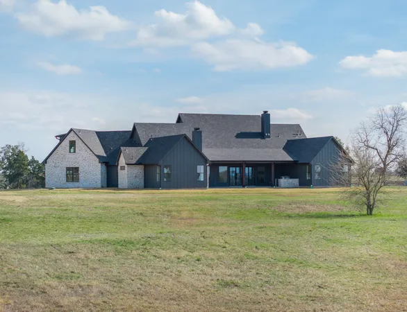 $1,799,000 | 424 Pleasant Hill School Road, Brenham, TX 77833