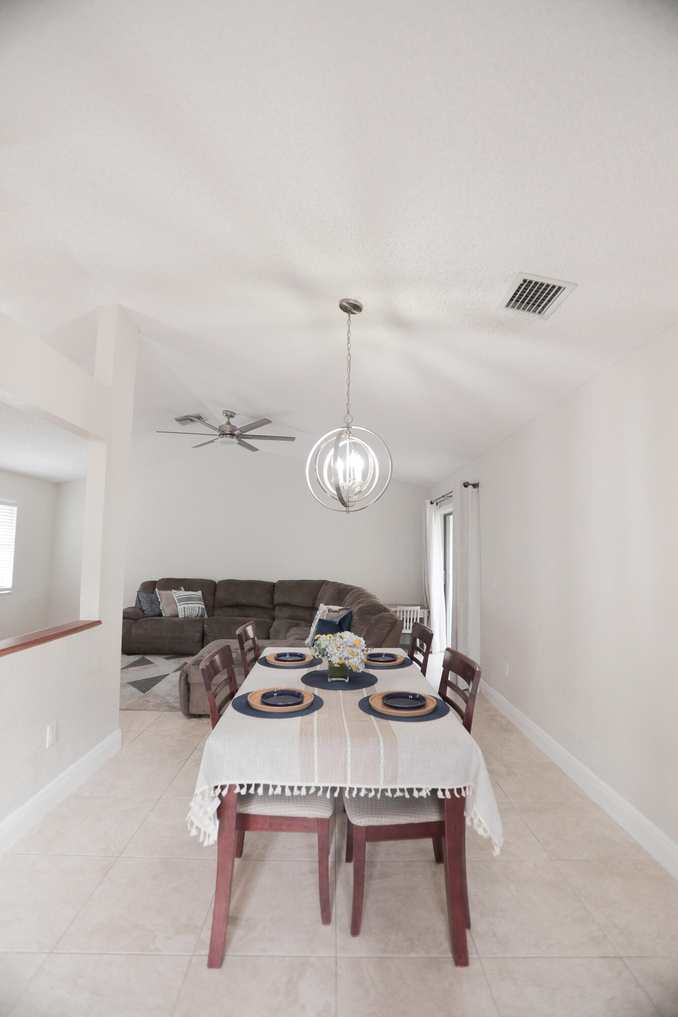 9193 Southwest 20th Street, Unit F Boca Raton, FL 33428 - Photo 5 of 21 7D004234-99E3-4F7B-A942-0F2D51F57F59