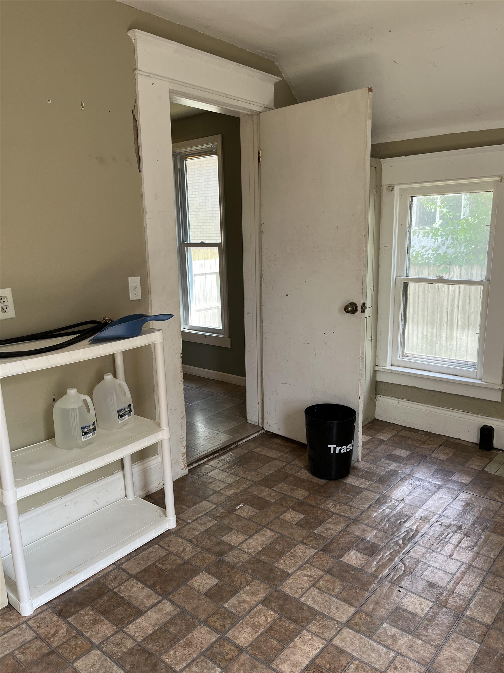 1106 Marsac Street Bay City, MI 48708 - Photo 37 of 40 Gallery Image 37