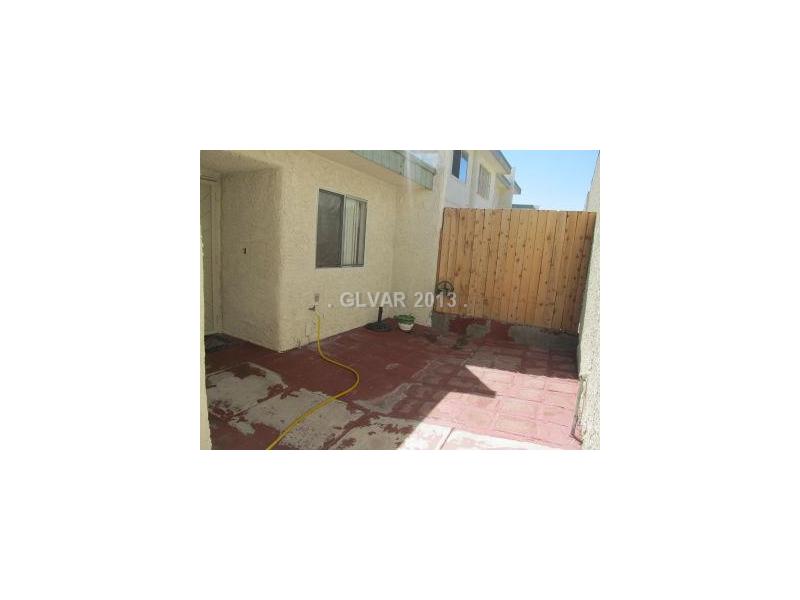 553 Rene Lane Henderson, NV 89015 - Photo 3 of 9 Patio/Deck.