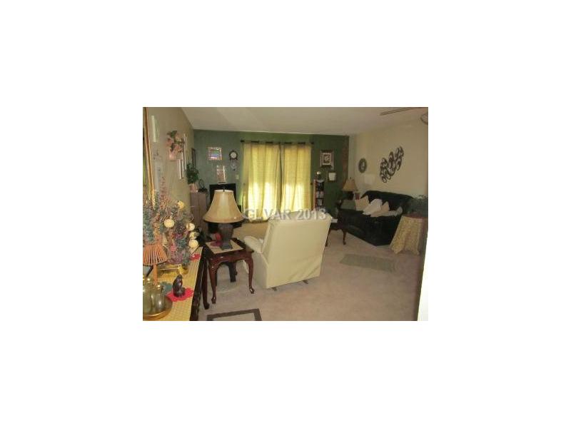 553 Rene Lane Henderson, NV 89015 - Photo 4 of 9 Interior Space/Layout.