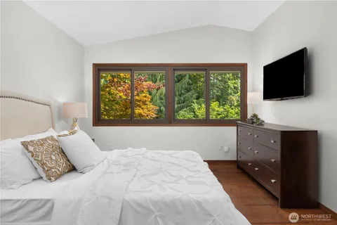 $1,025,000 | 25803 Southeast 157th Street, Issaquah, WA 98027