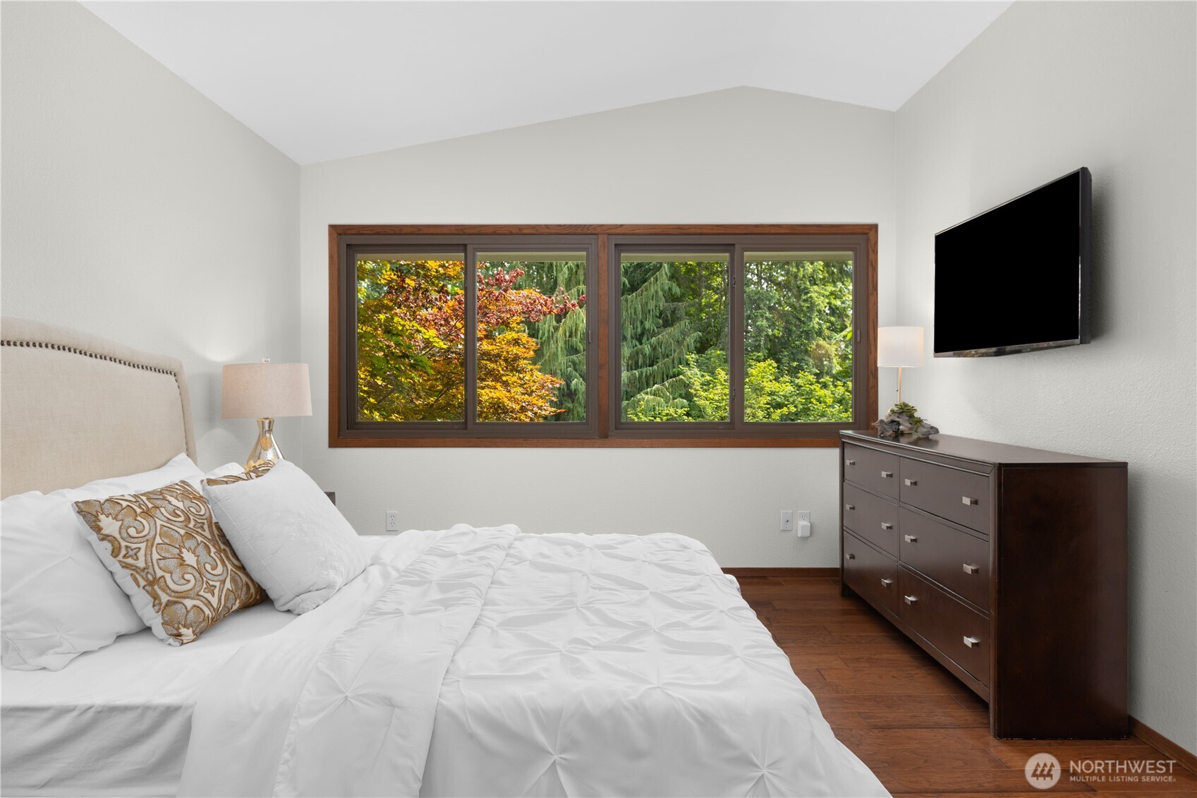 25803 Southeast 157th Street Issaquah, WA 98027 - Photo 17 of 40