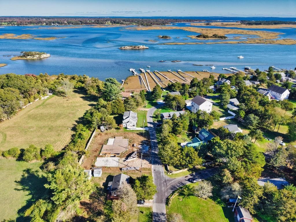 96 Masquesatch Road Westport, MA 02791 - Photo 11 of 28 Gallery Image 11