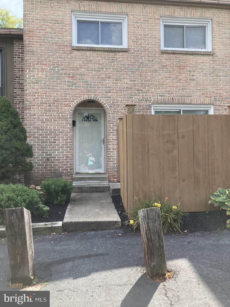 58 Wood Circle Reading, PA 19607 - Photo 3 of 38 Front Entrance