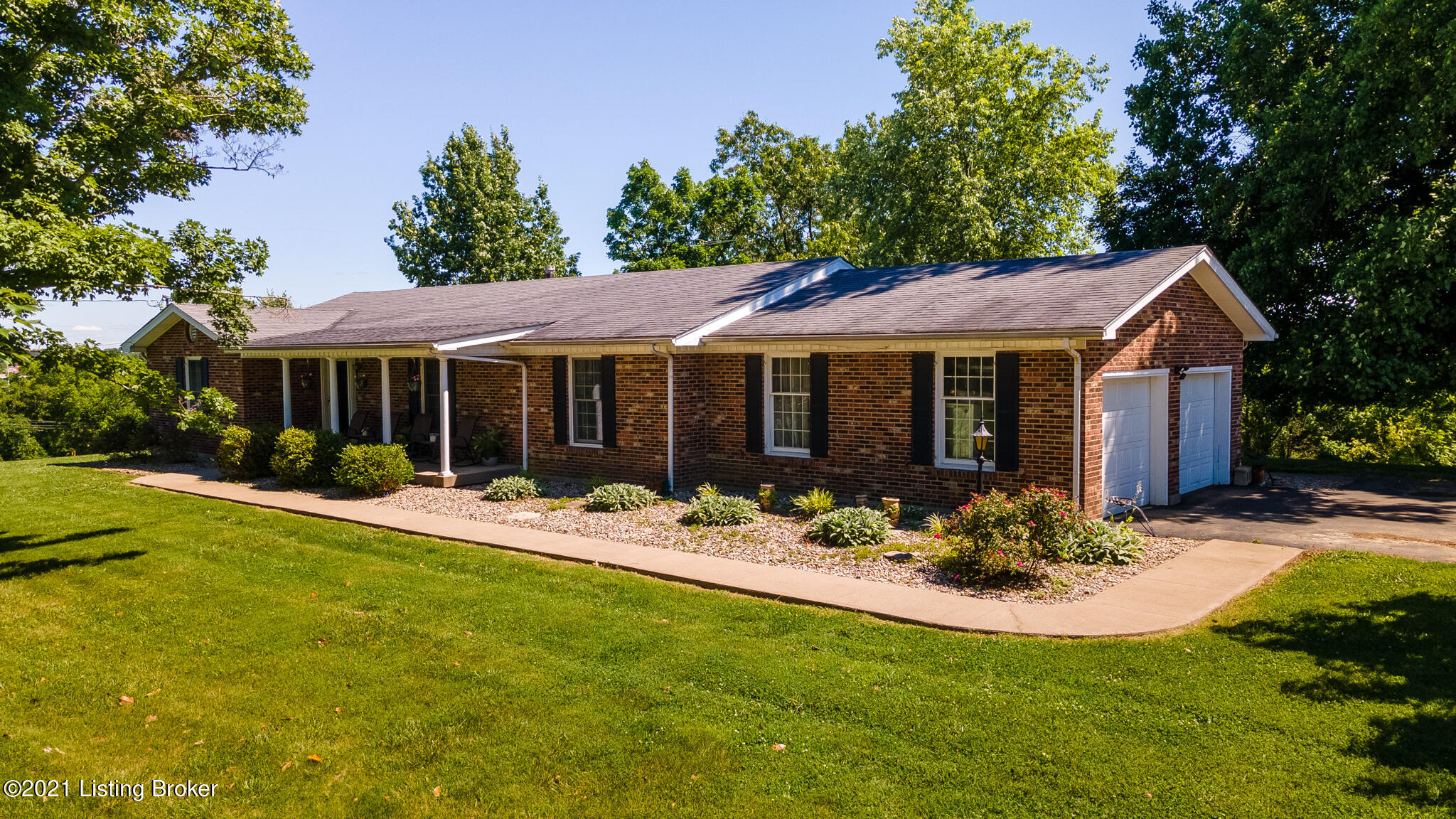 321 South Bardstown Road Mount Washington, KY 40047 - Photo 1 of 47 321 S Bardstown Rd