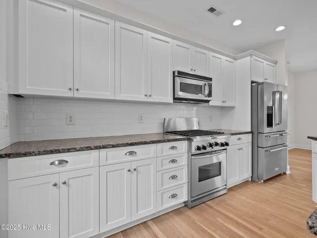 $1,310,000 | 9707 Poseidon Road, Emerald Isle, NC 28594