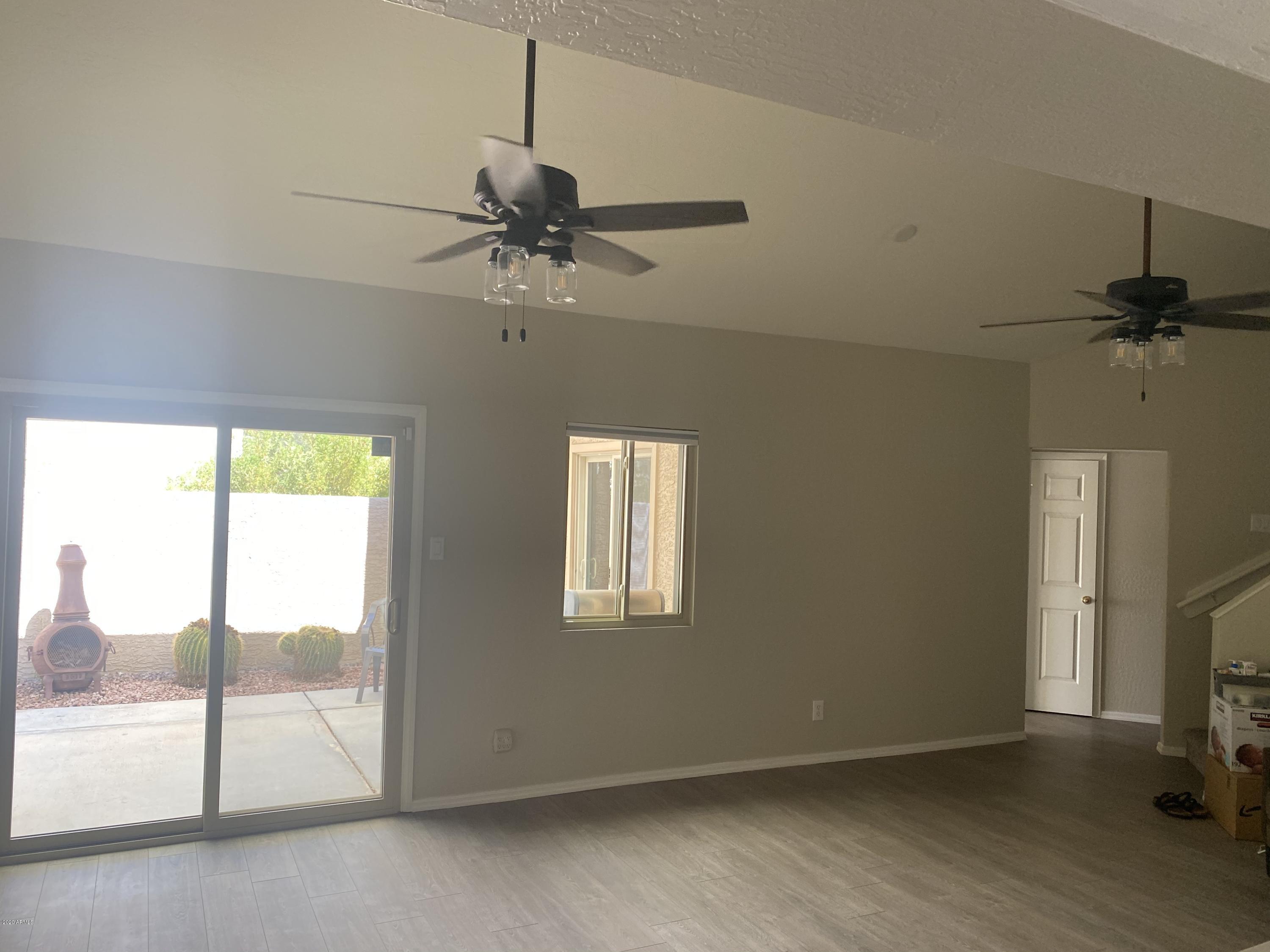 4202 West Calavar Road Phoenix, AZ 85053 - Photo 7 of 16 Great Room