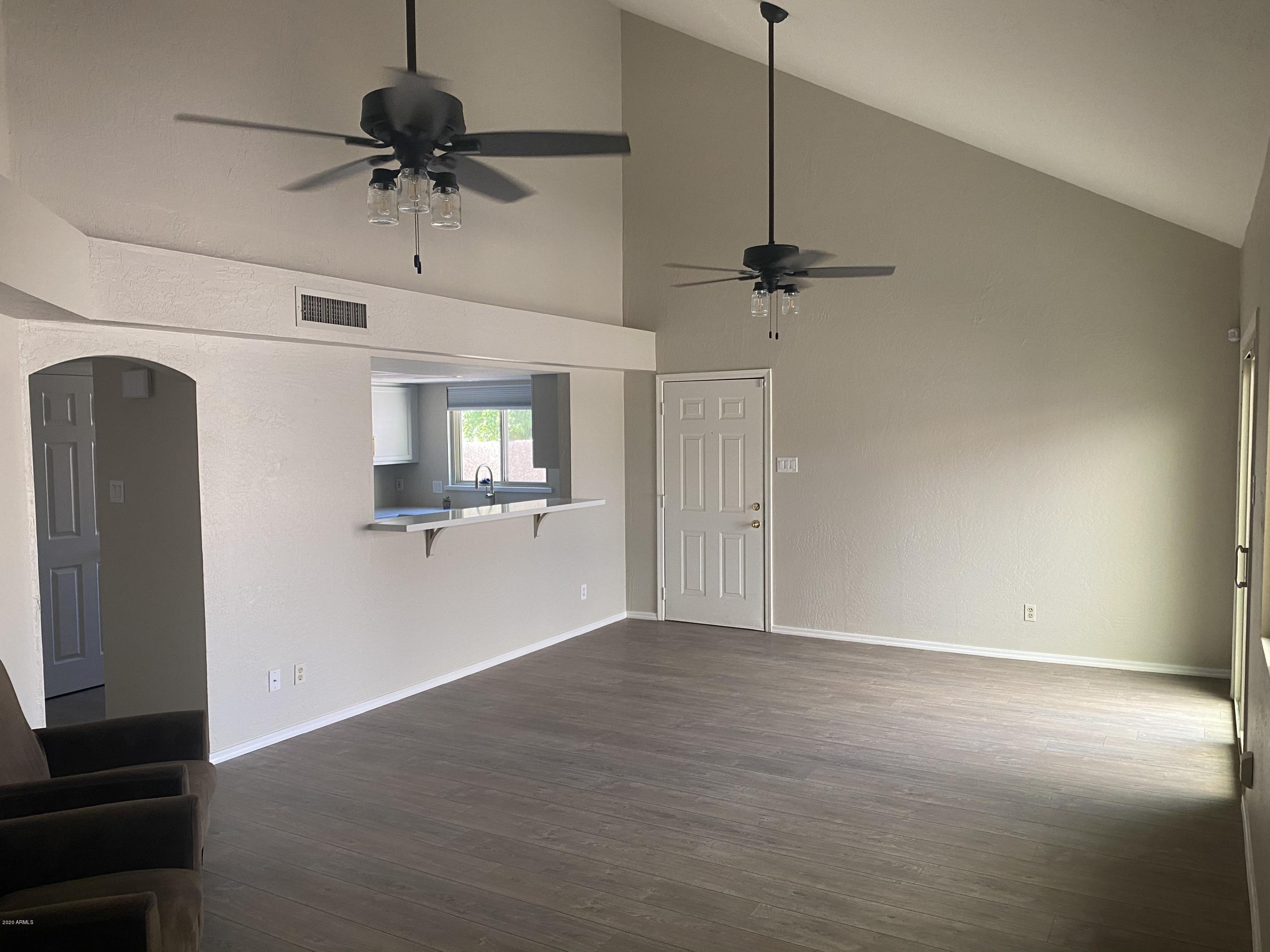 4202 West Calavar Road Phoenix, AZ 85053 - Photo 9 of 16 Great Room