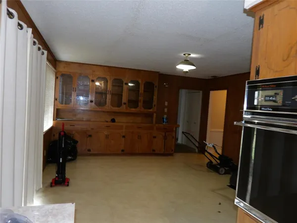 $1,250 | 205 Larkspur Lane, Palestine, TX 75803