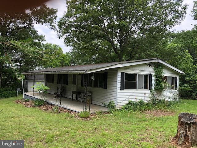 1150 Murphy Road Berkeley Springs, WV 25411 - Photo 2 of 3 Exterior (Front)