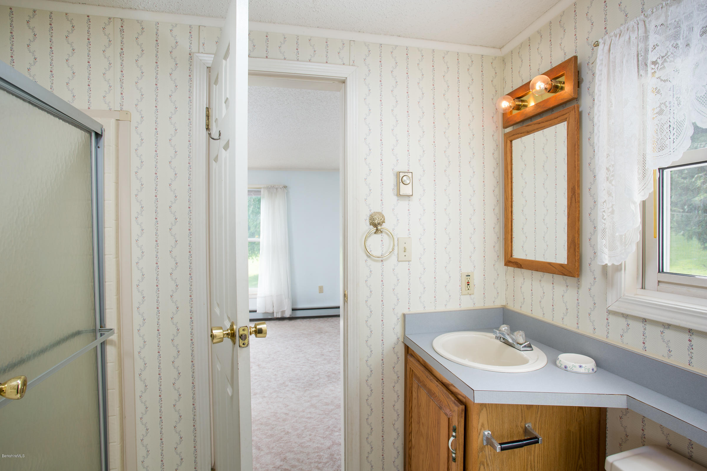 488 Hancock Road Pittsfield, MA 01201 - Photo 14 of 19 bath 1