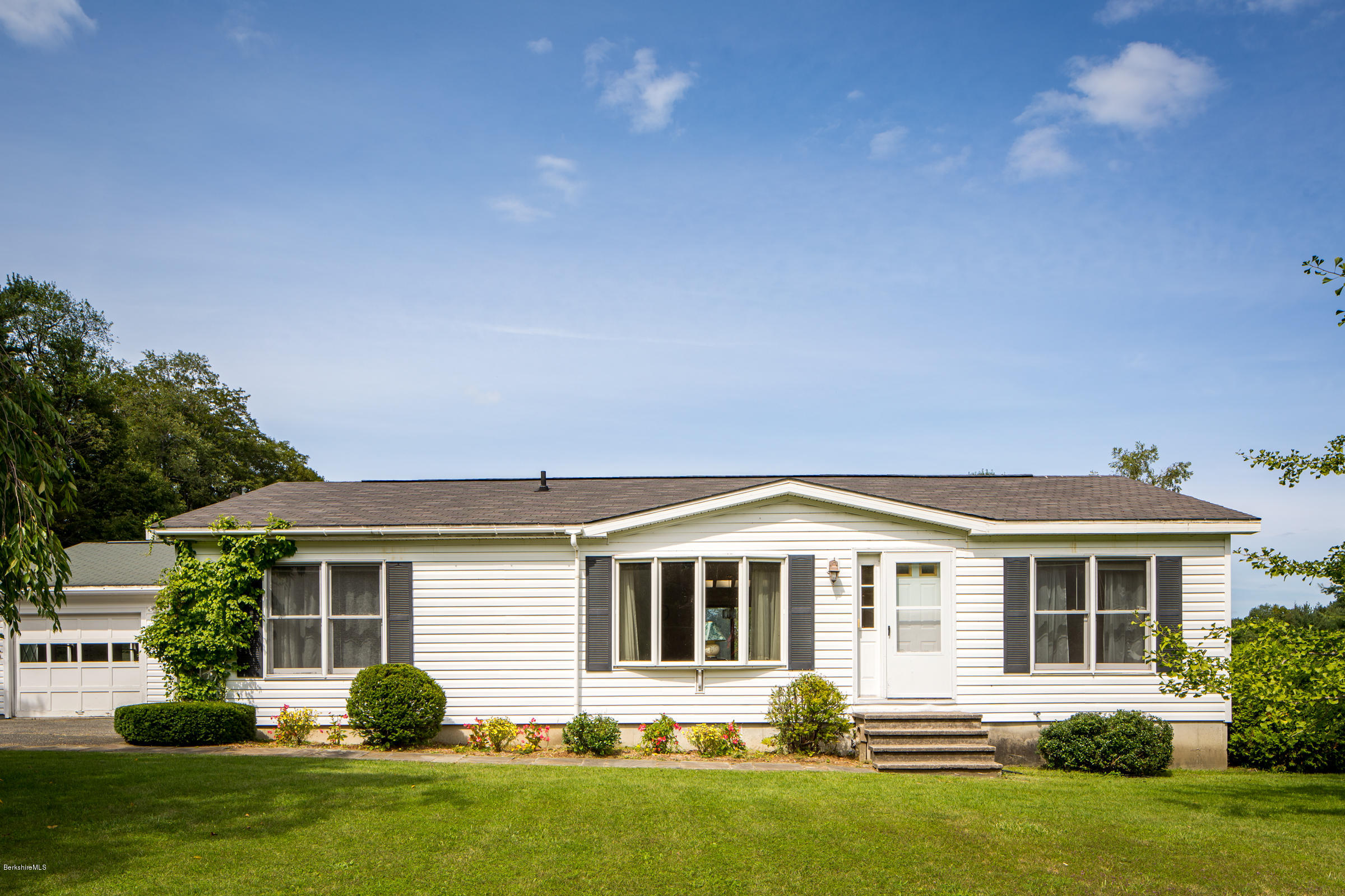 488 Hancock Road Pittsfield, MA 01201 - Photo 5 of 19 front of house