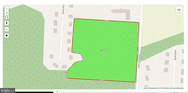 a view of a garden area