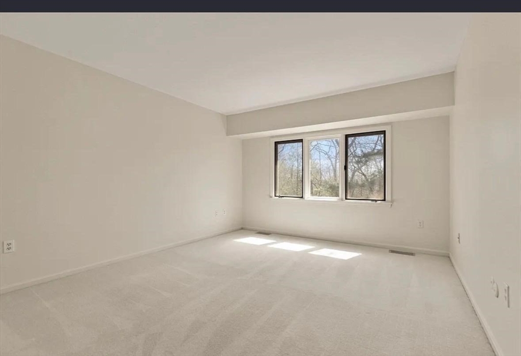 35 Drummer Boy Way, Unit 35 Lexington, MA 02420 - Photo 13 of 26