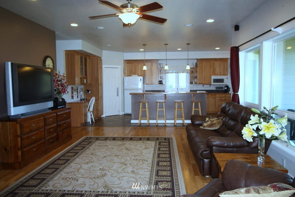 644 Masterson Road Cle Elum, WA 98922 - Photo 2 of 15 Gallery Image 2