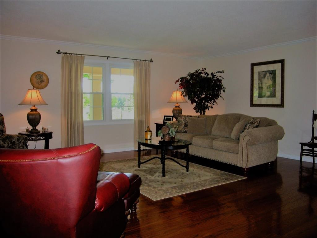 38 Compton Bristol, TN 37620 - Photo 11 of 25 Another Living Room View