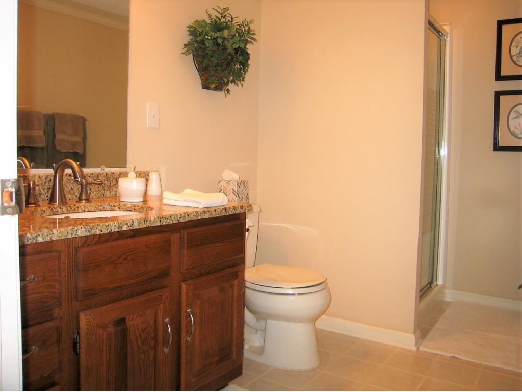 38 Compton Bristol, TN 37620 - Photo 24 of 25 Full Bath Lower Level