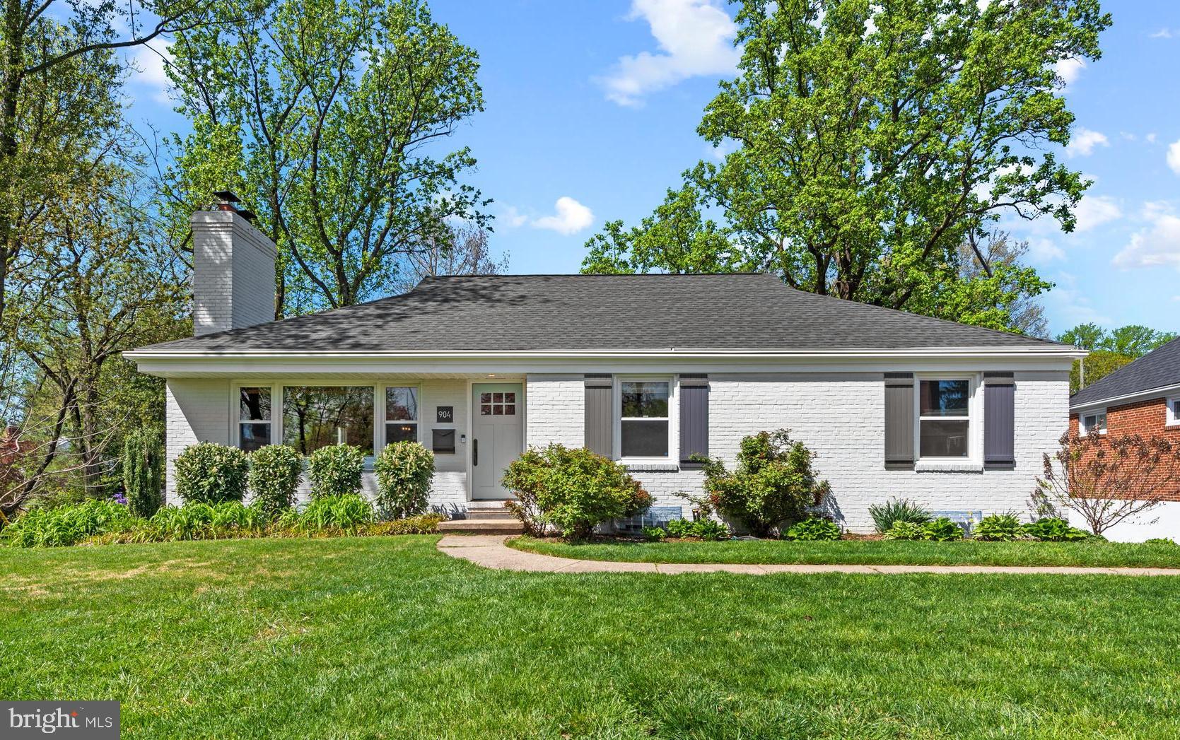 904 Rappaix Court Towson, MD 21286 - Photo 1 of 39