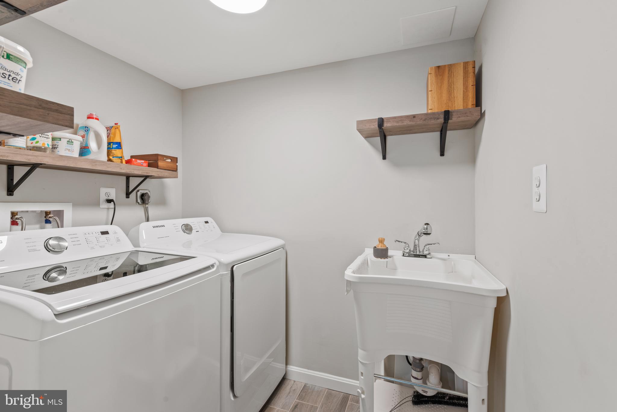 904 Rappaix Court Towson, MD 21286 - Photo 35 of 39 Lower Level Utility Room With Washer & Dryer