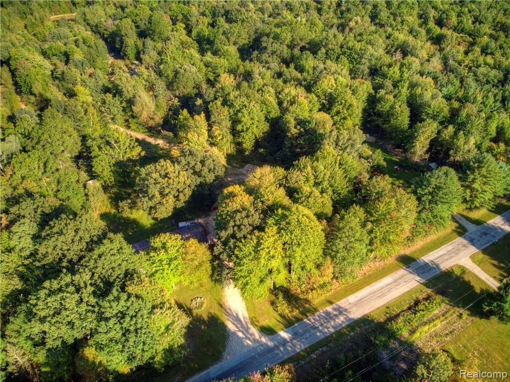 13285 E Road Montrose, MI 48457 - Photo 48 of 53 DJI_0971.jpg