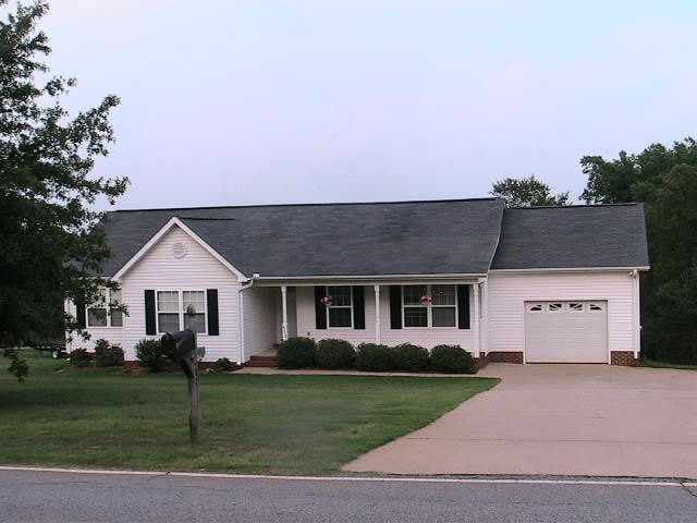 632 Old Cedar Rock Road Easley, SC 29640 - Photo 1 of 9 Gallery Image 1