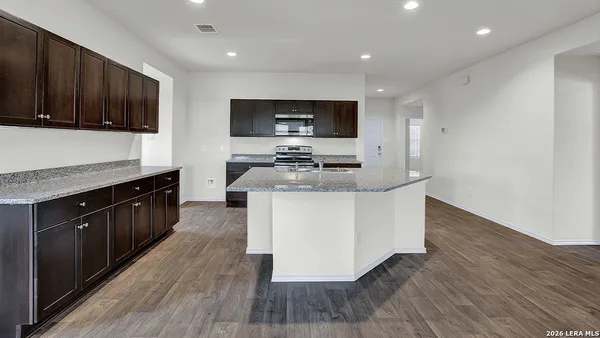 $2,049 | 812 Nodding Nixie, Seguin, TX 78155