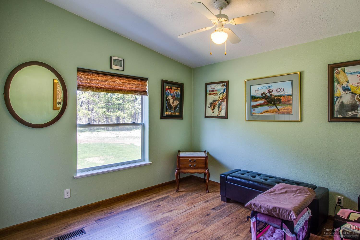 54886 Huntington Road Bend, OR 97707 - Photo 17 of 21 Additional Photo