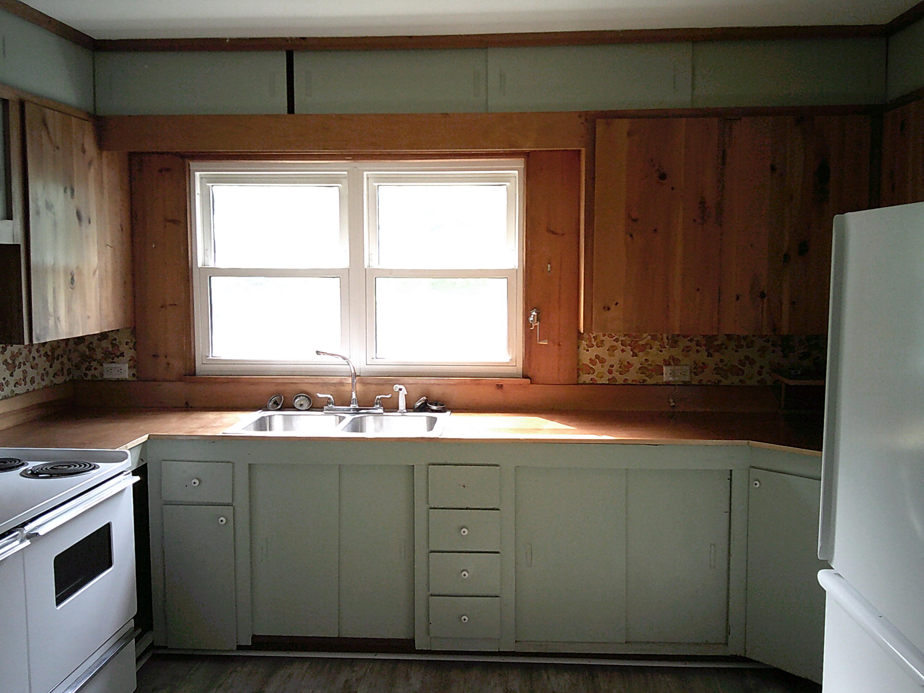 79 Buckfield Road Paris, ME 04281 - Photo 15 of 86 DSCF0017