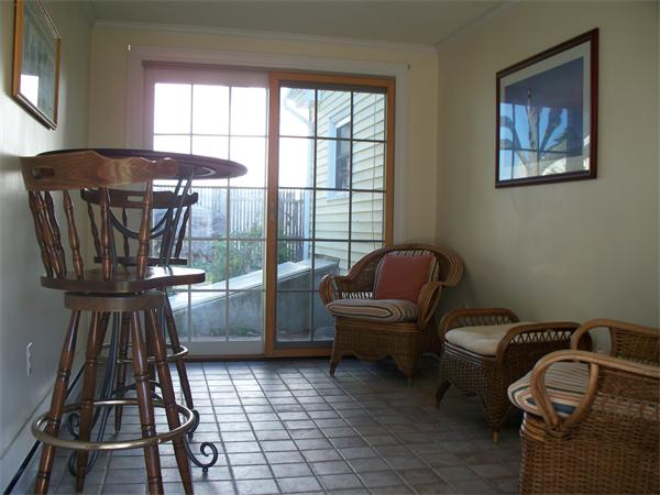 302 Gillette Avenue Springfield, MA 01118 - Photo 13 of 22 Gallery Image 13