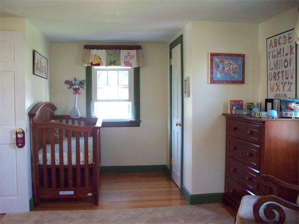 302 Gillette Avenue Springfield, MA 01118 - Photo 19 of 22 Gallery Image 19